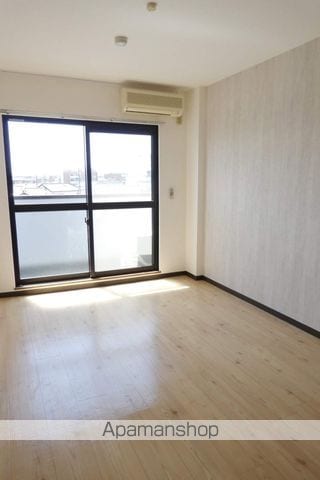 メゾン勝川の内装写真