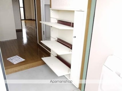 サンベルクイマイ[1K/21.51m2]の玄関