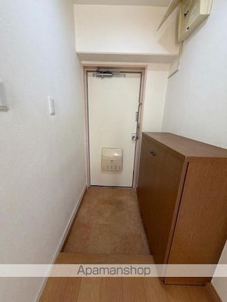 グランフォーレ三条[1LDK/49.5m2]の玄関