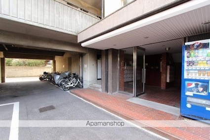 香川県高松市錦町２丁目[3DK/49.14m2]の共用部3