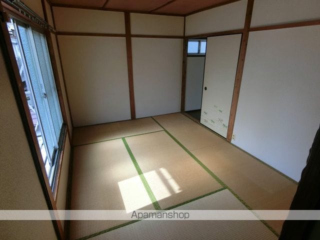 近鉄京都線 久津川駅 徒歩14分 2階建 築54年の内装写真