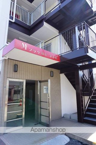 M’プラザ楠根参番館の玄関写真