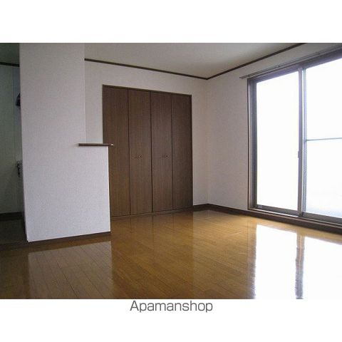 アンプルール フェール YAHAGIの内装写真