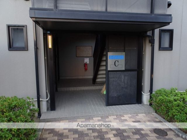 エーディハイツ Cの玄関写真