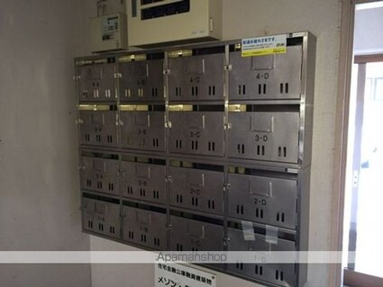 メゾンクリオネ[3LDK/70.38m2]の共用部2