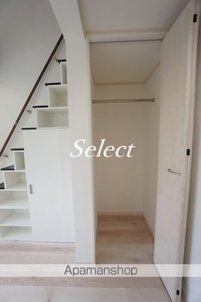 ハーミットクラブハウス追浜ⅡＡ棟[1R/17.74m2]の収納