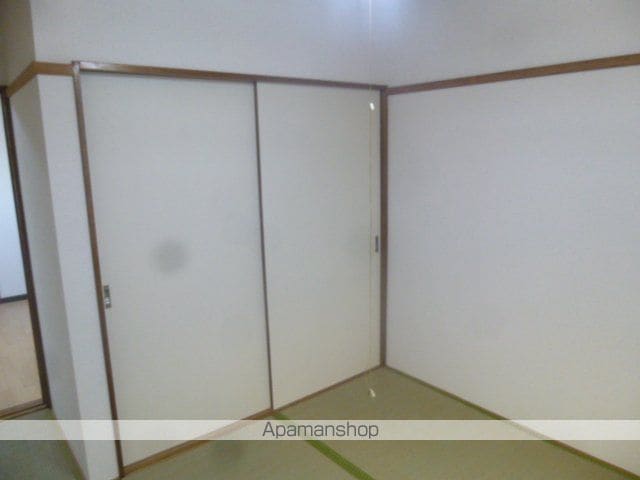 レジデンス平岡の内装写真