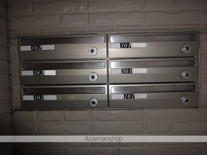 ディアコート札場　Ａ棟[3LDK/67.2m2]のロビー