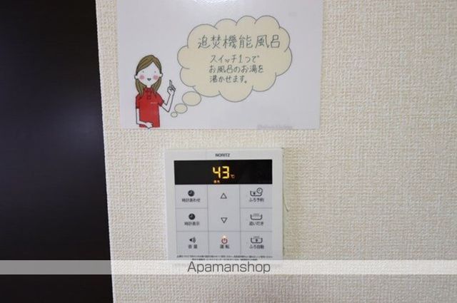 LARCHEの内装写真