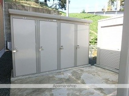 ファインアップルＳＫ[2LDK/57.64m2]の共用部1