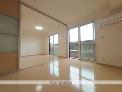 ＢＩＧ　ＪＯＹ　ＹＡＭＡＴＯ[2DK/52.09m2]の内装