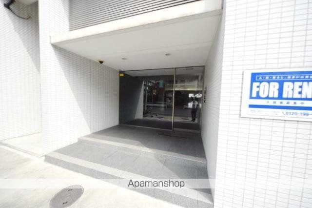レジディア錦糸町IIの玄関写真