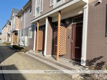 ラルジュ[2LDK/58.53m2]のエントランス