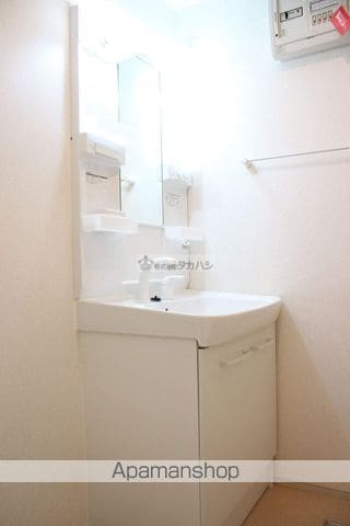 スザンヌ ラングランEの内装写真