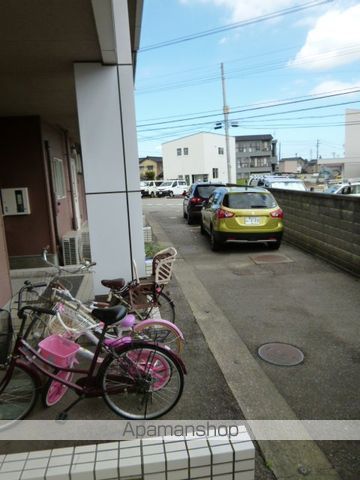ベルクレエ長江の玄関写真