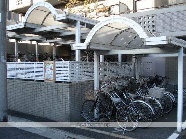 入谷サンハイツの外観写真