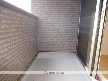 Ｐｌａｉｓｉｒ　Ｃｈａｔｅａｕ[2LDK/59.24m2]のバルコニー