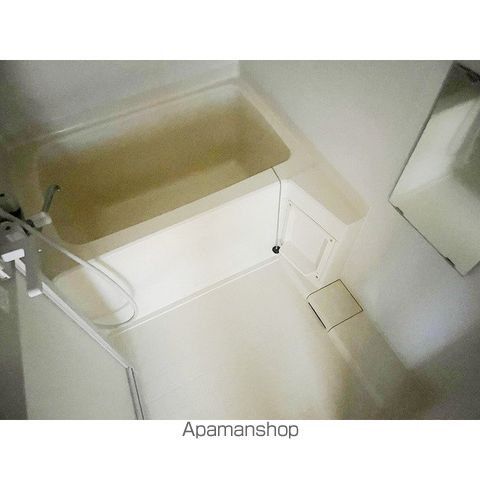 コスモシティIIの内装写真