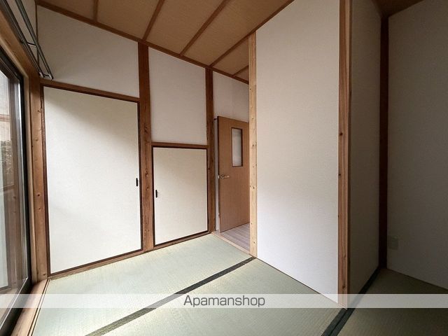 鳥取市 2階建 築48年の内装写真