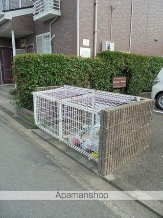 和歌山県和歌山市西庄[2LDK/63.3m2]の共用部1