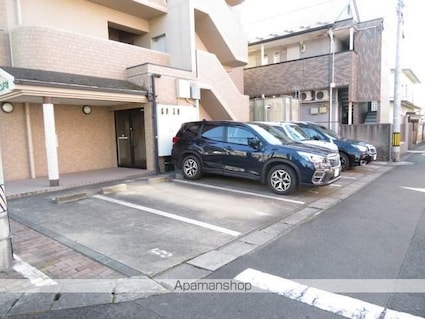 マインド祐[1K/28.19m2]の駐車場