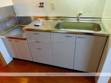 アドウェル壱番館[2LDK/58.17m2]のキッチン