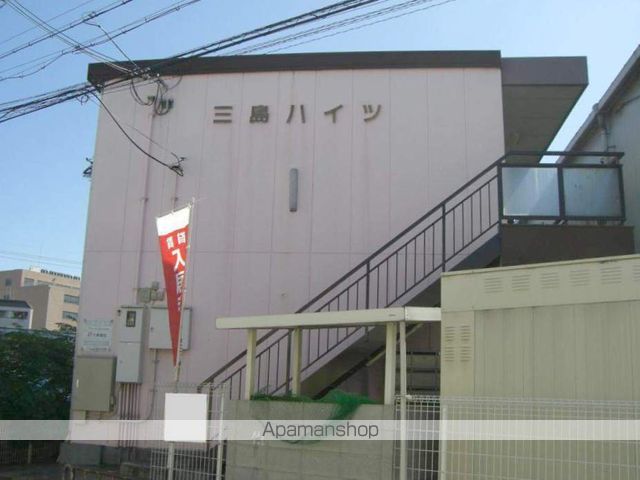 三島ハイツの玄関写真