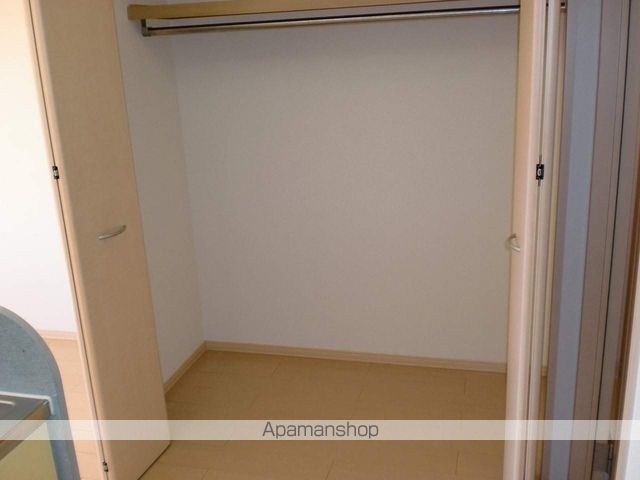 新ハイツウグイス B棟の内装写真