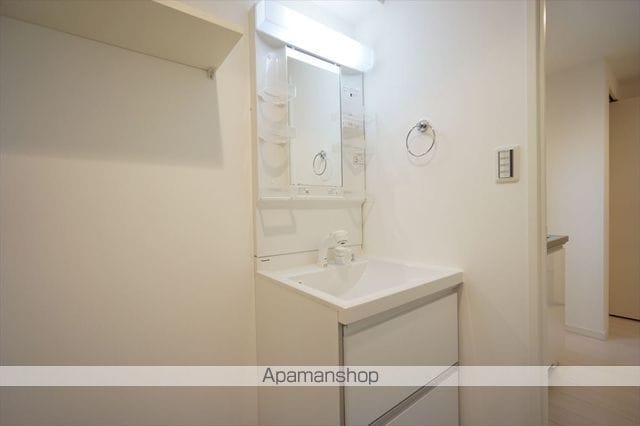 ステータス名駅西の内装写真