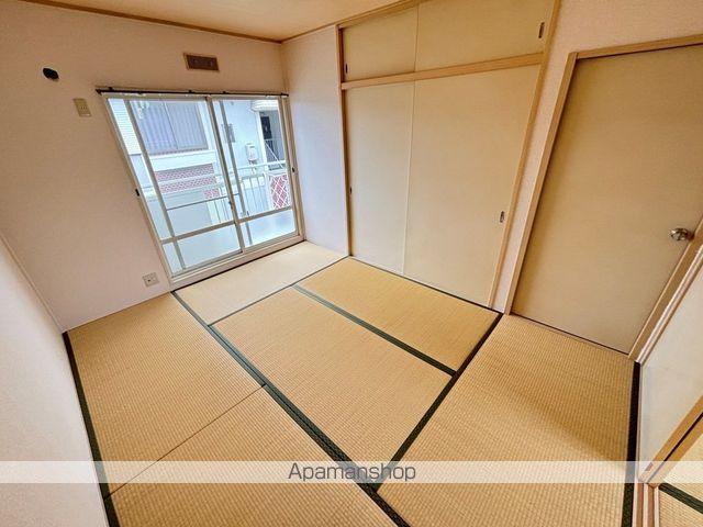 石橋ハイツの内装写真