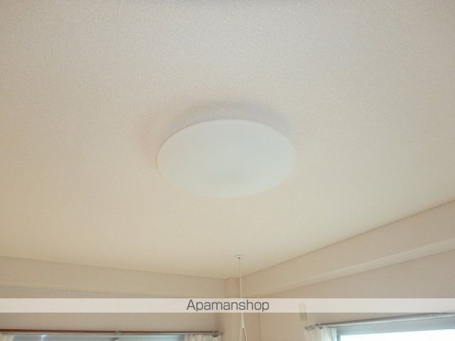アルテナの内装写真