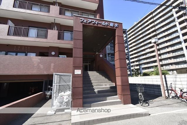 フェアフィールド菊水の玄関写真
