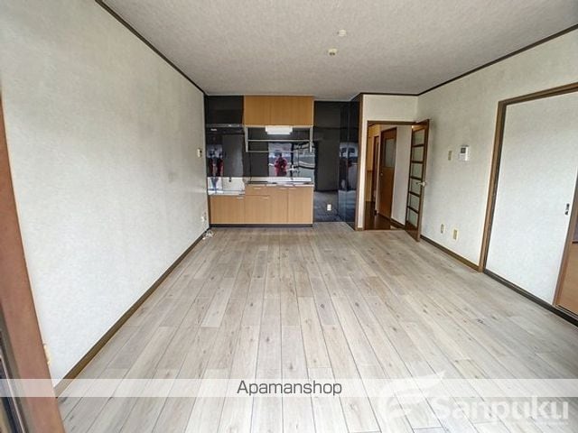 レンデフロールの内装写真
