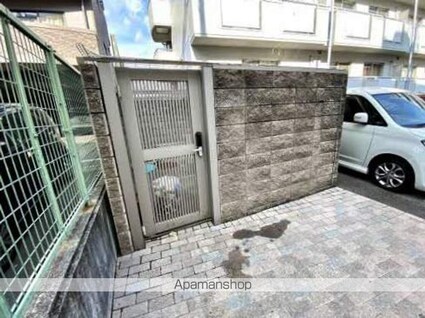 Ｃ．Ｃ．ＣＯＵＲＴ五日市駅前[2LDK/56.66m2]の共用部3