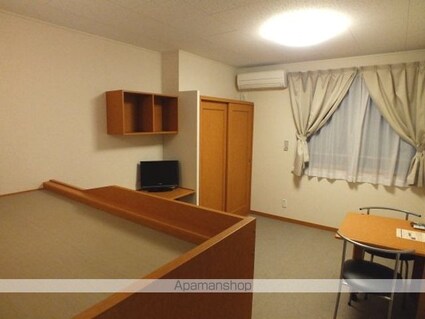 レオパレスクレール光優Ⅰ[1K/28.02m2]の収納3