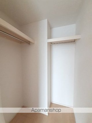 メゾン　アヴニール[1K/30.3m2]の収納
