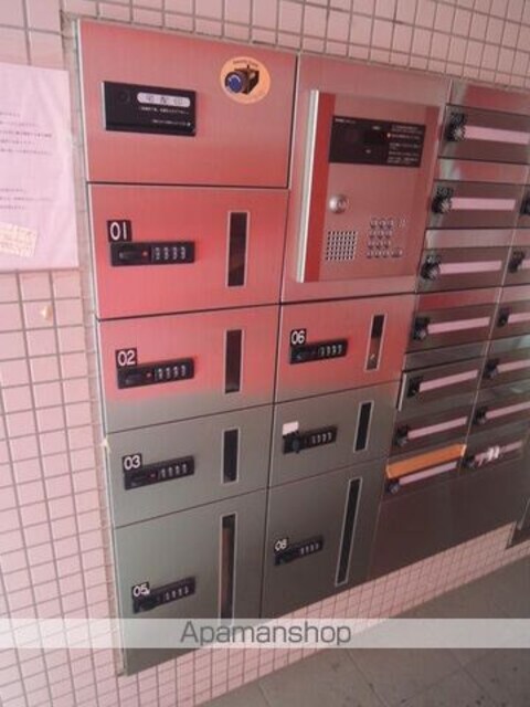 東京都世田谷区北沢１丁目[1K/26.56m2]の共用部1