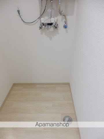 グランスター8の内装写真