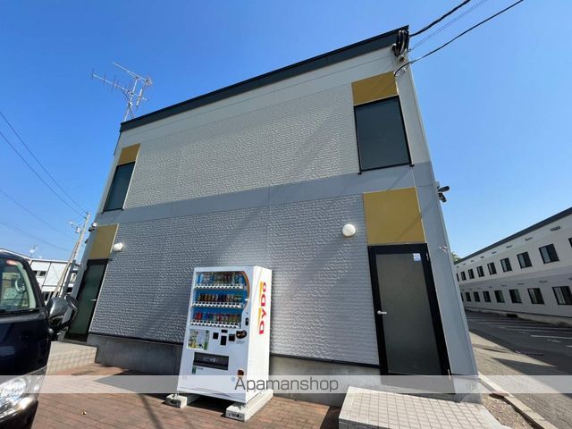 レオパレスグリンパークの外観写真