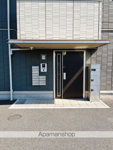 ベルカーサの玄関写真