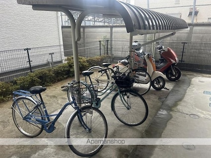 レオパレスメロディーベルイノⅡ[1K/20.28m2]の共用部1