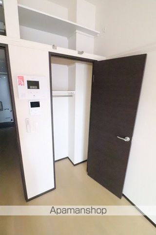 クレイノフロンティアIIIの内装写真