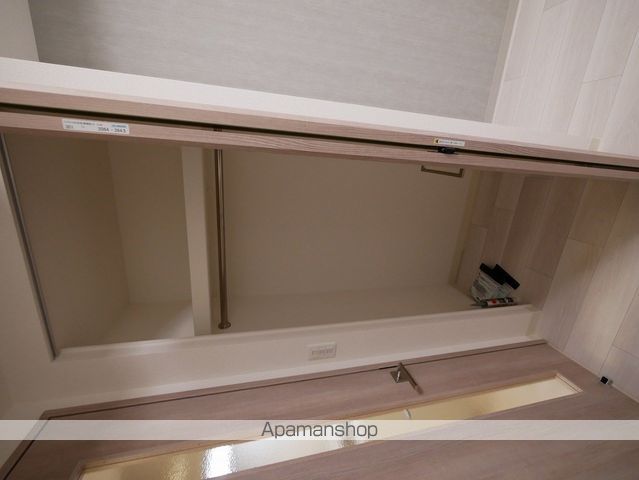 プレサンス松屋町ヴィゴラスの内装写真