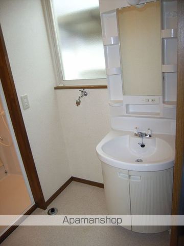 detached 青森県青森市富田３丁目21-9

地図を見る