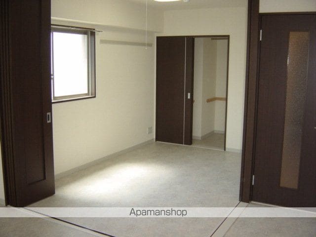 ロア金山の内装写真