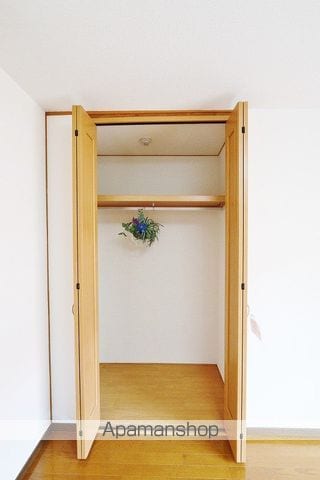 リバティN1N2の内装写真
