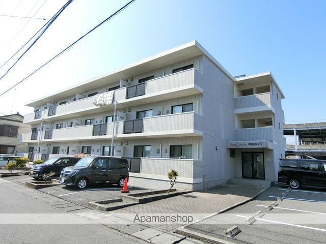 ロイヤルガーデン学園通りII