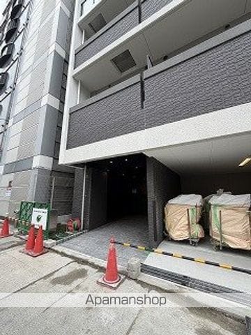 ESLEADRESIDENCETHEGRAND梅田EASTの玄関写真