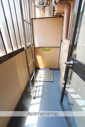 ダイアパレス中央町３０２号[1R/20.33m2]のバルコニー