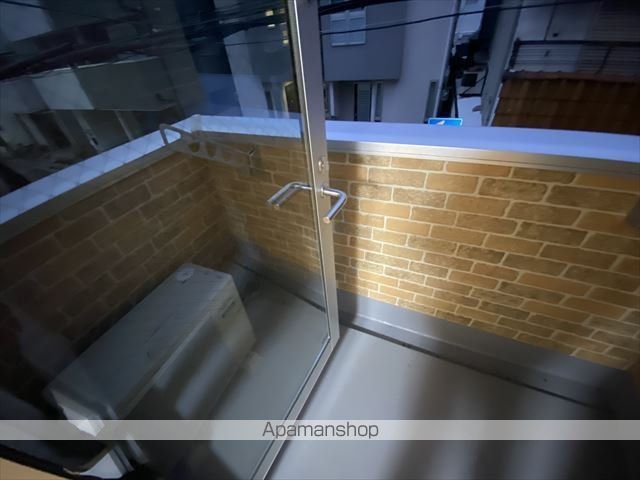 レジア三津屋南の内装写真